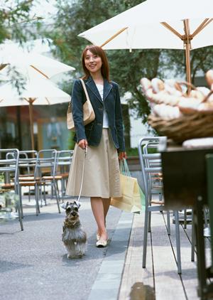 池袋で唯一お酒が飲める猫カフェです